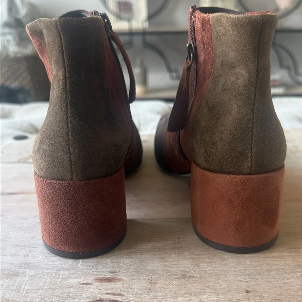 Matisse Brown and Tan Ankle‎ Women’s 8 Boots